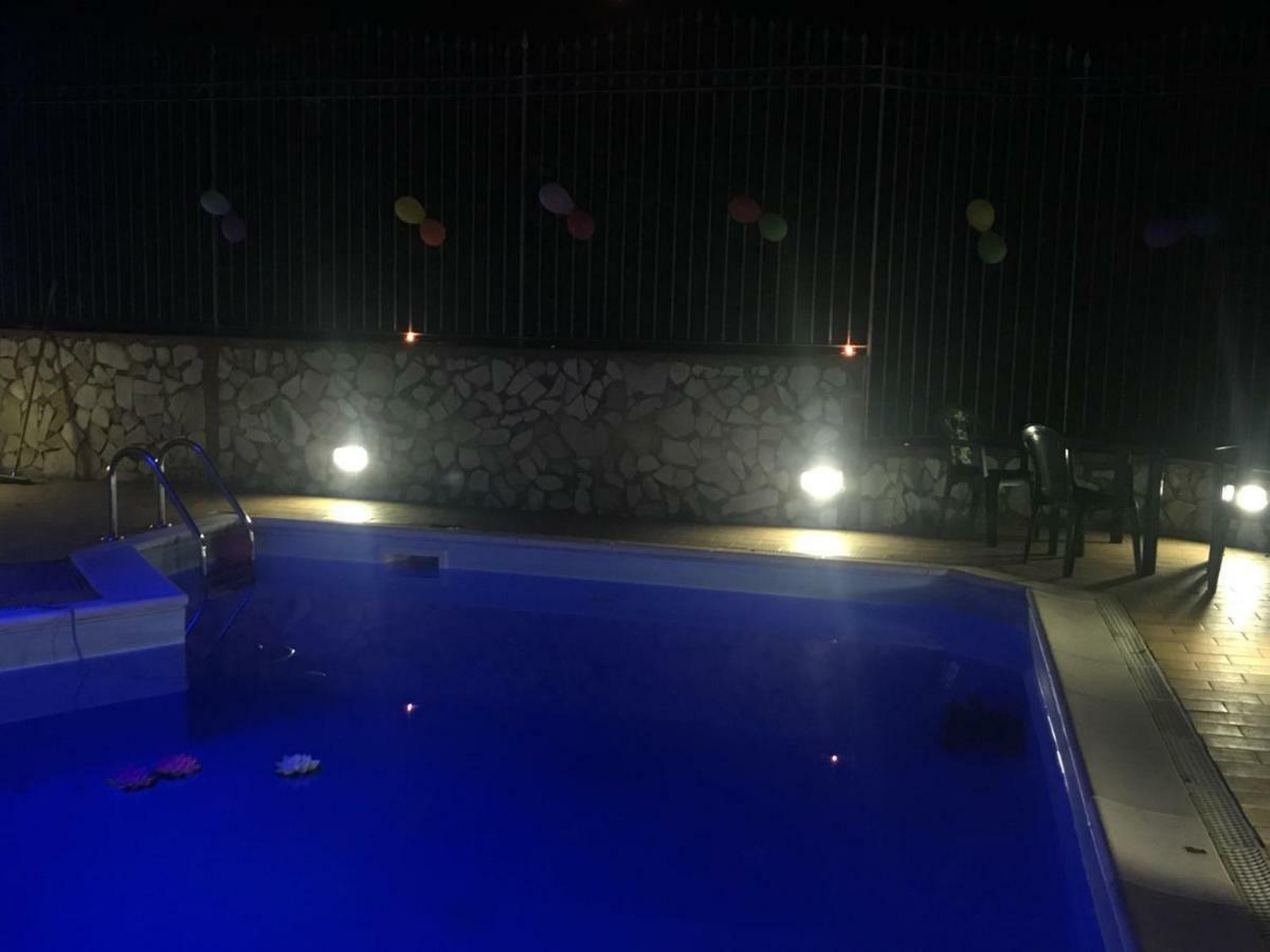 I Giardini Di Capodimonte 2 Bed & Breakfast Napoli Eksteriør bilde